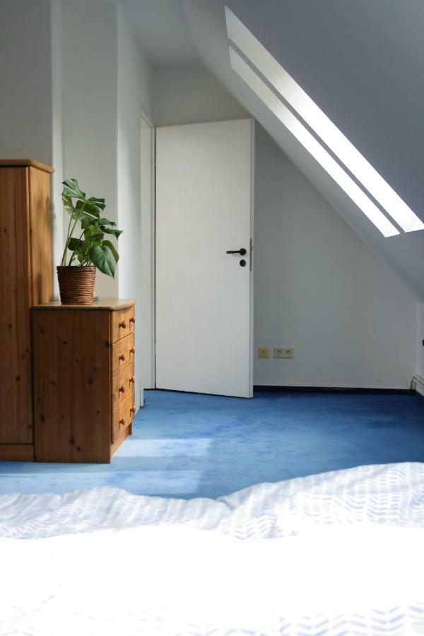 Zentrale Ferienwohnung Anker Im Sonnenblumenhaus Flensburgo Exterior foto