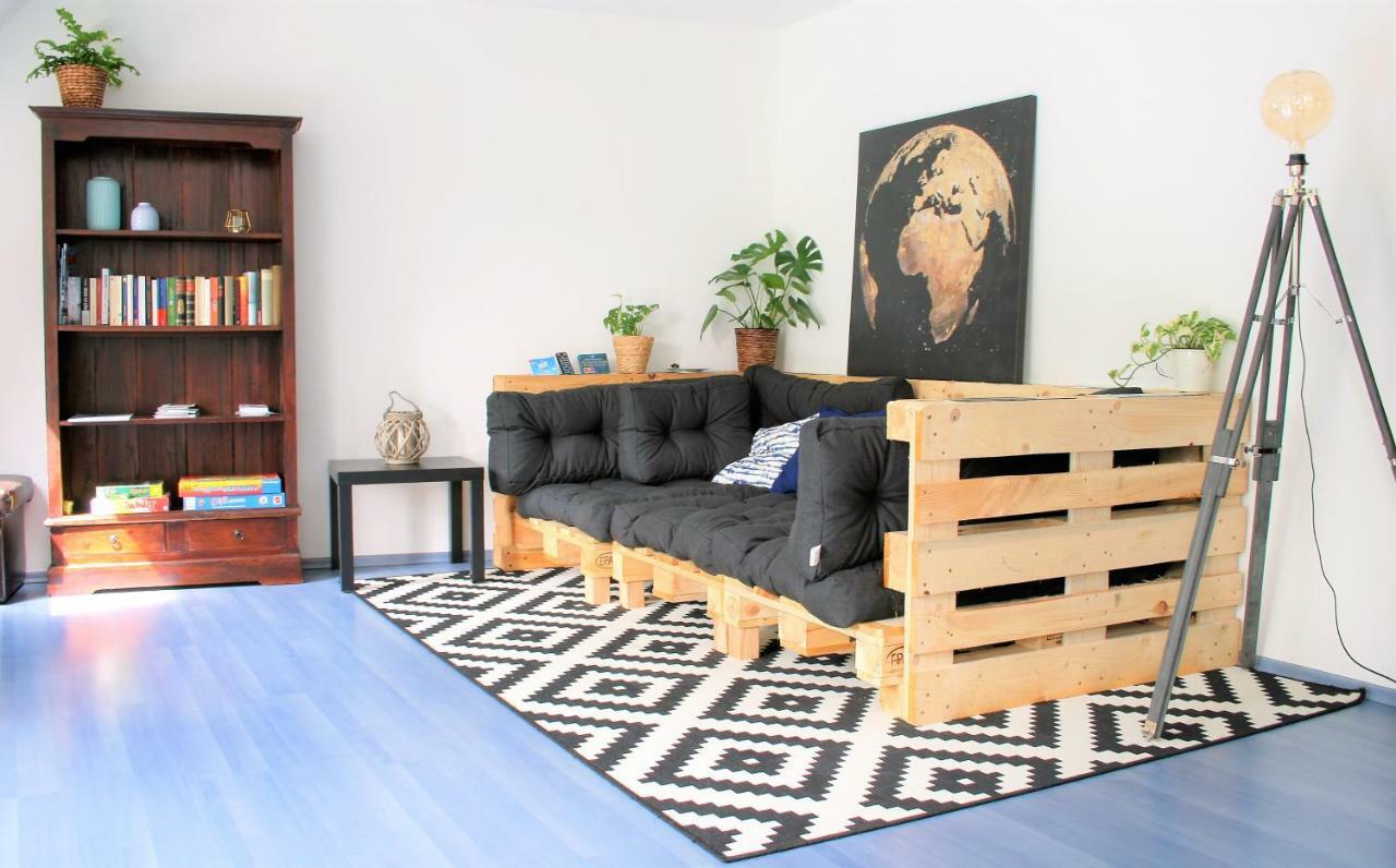 Zentrale Ferienwohnung Anker Im Sonnenblumenhaus Flensburgo Exterior foto