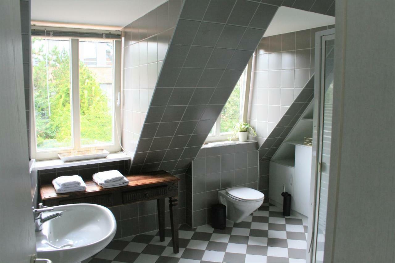 Zentrale Ferienwohnung Anker Im Sonnenblumenhaus Flensburgo Exterior foto