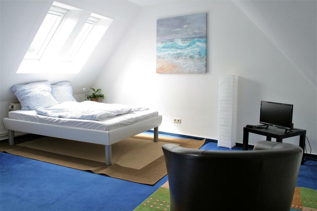 Zentrale Ferienwohnung Anker Im Sonnenblumenhaus Flensburgo Exterior foto