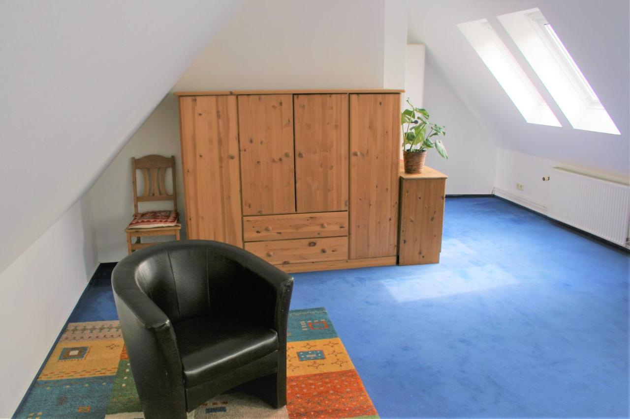 Zentrale Ferienwohnung Anker Im Sonnenblumenhaus Flensburgo Exterior foto